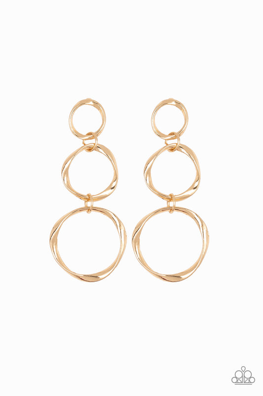 Brushed in a high sheen finish, asymmetrical gold rings gradually increase in size as they cascade from the ear for a refined flair. Earring attaches to a standard post fitting.