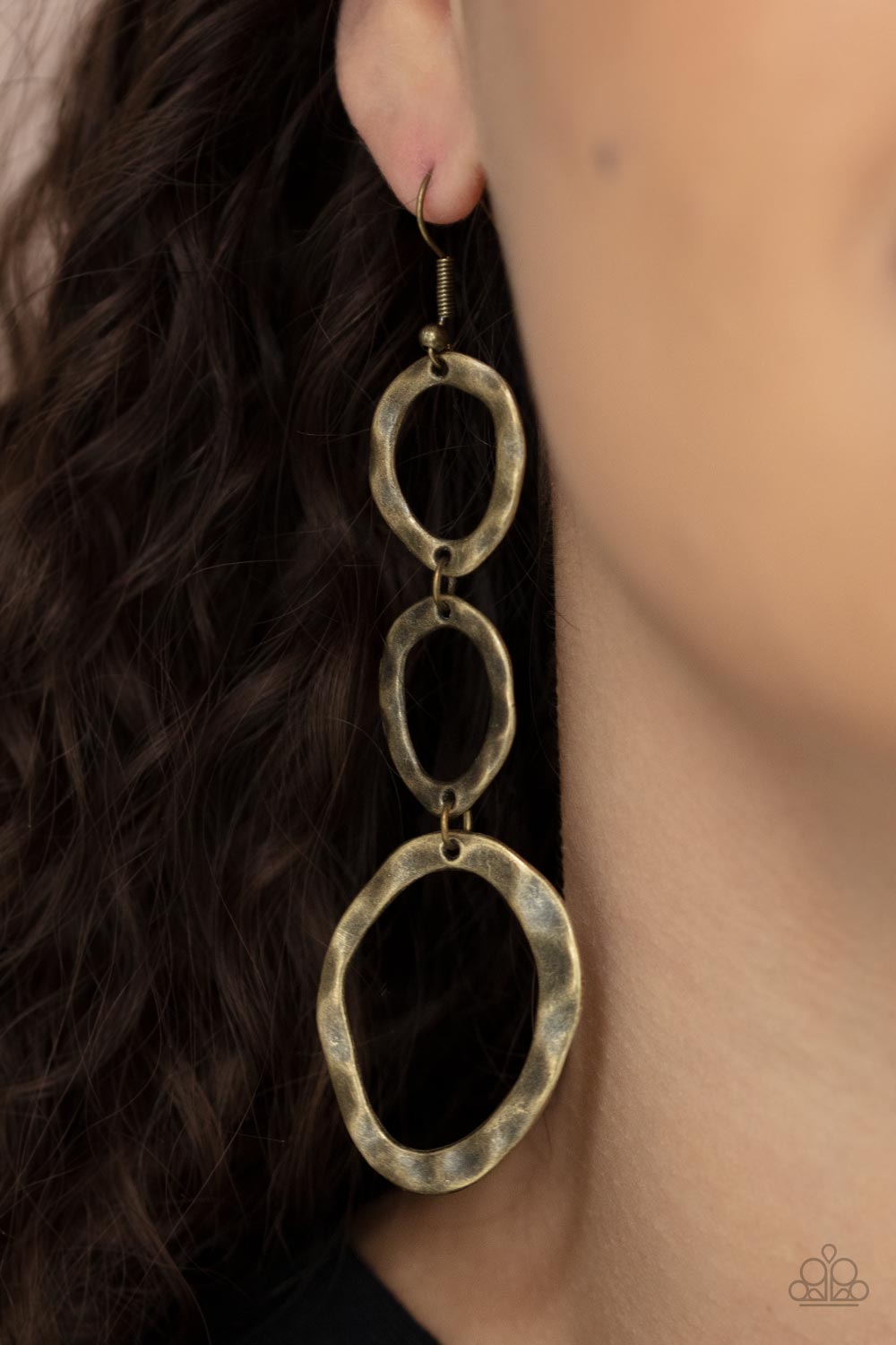 So OVAL It! - Brass Paparazzi Jewelry