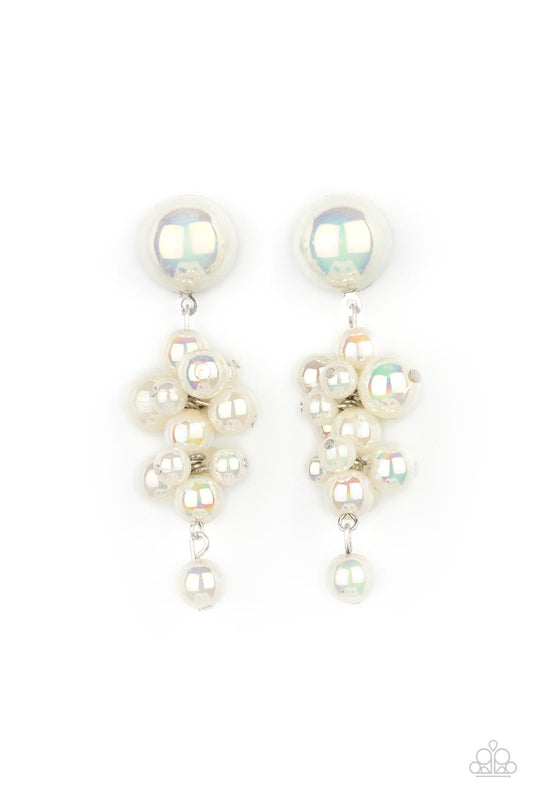 Featuring an iridescent shimmer, a bubbly collection of white pearls delicately cluster at the bottom of a matching half pearl fitting for an effervescently flirty look. Earring attaches to a standard post fitting.