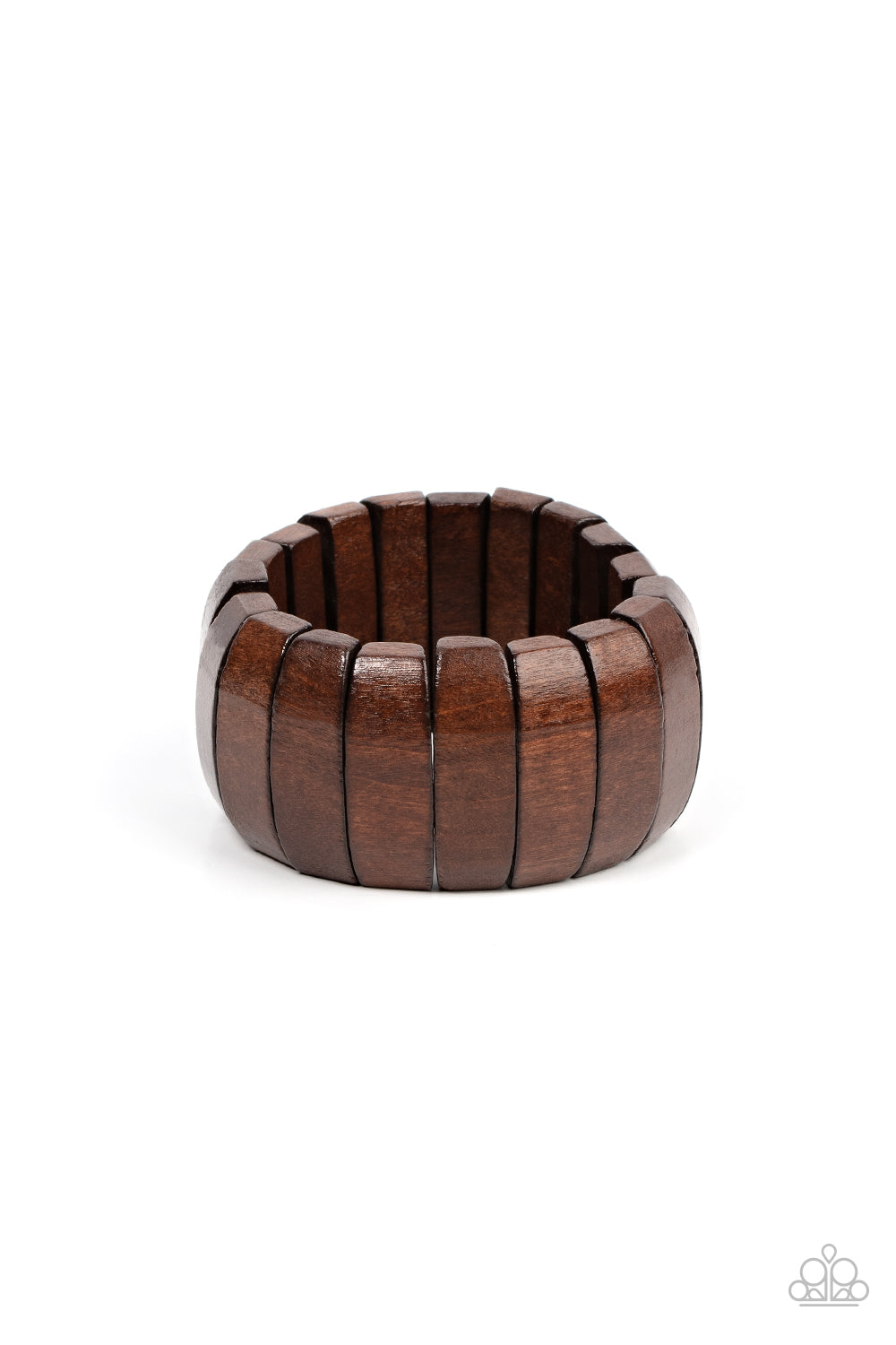 Smooth brown wooden panels are threaded along stretchy bands creating a tropical vibe as they fall around the wrist.